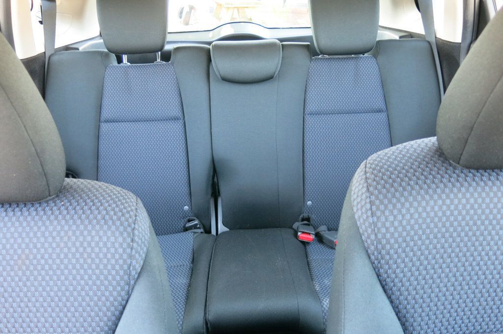 2019 Honda Fit LX photo 17