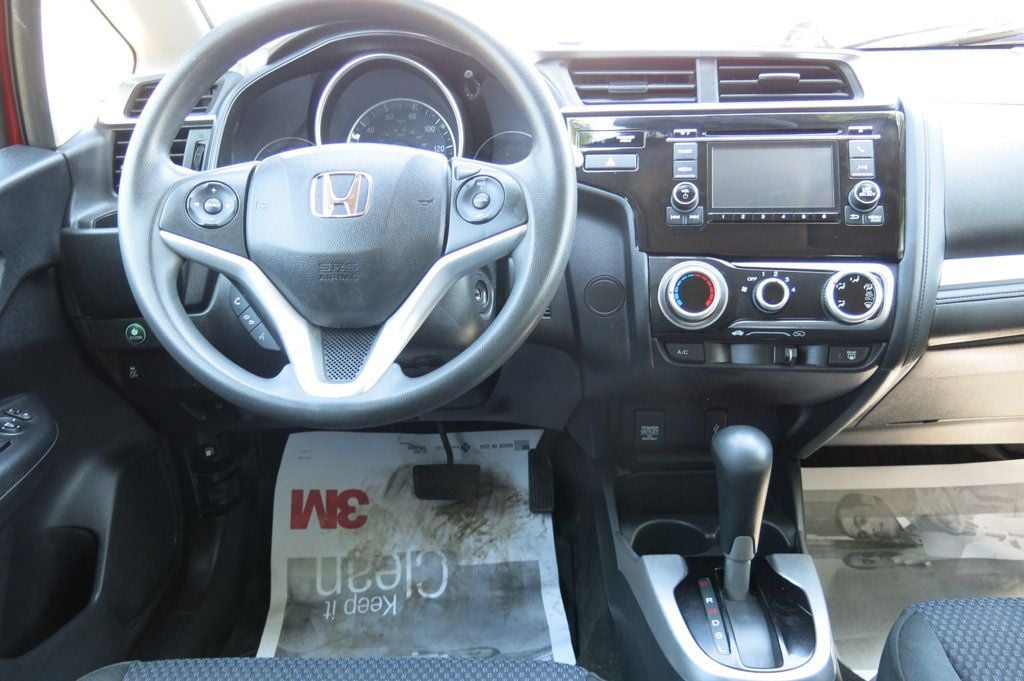 2019 Honda Fit LX photo 19