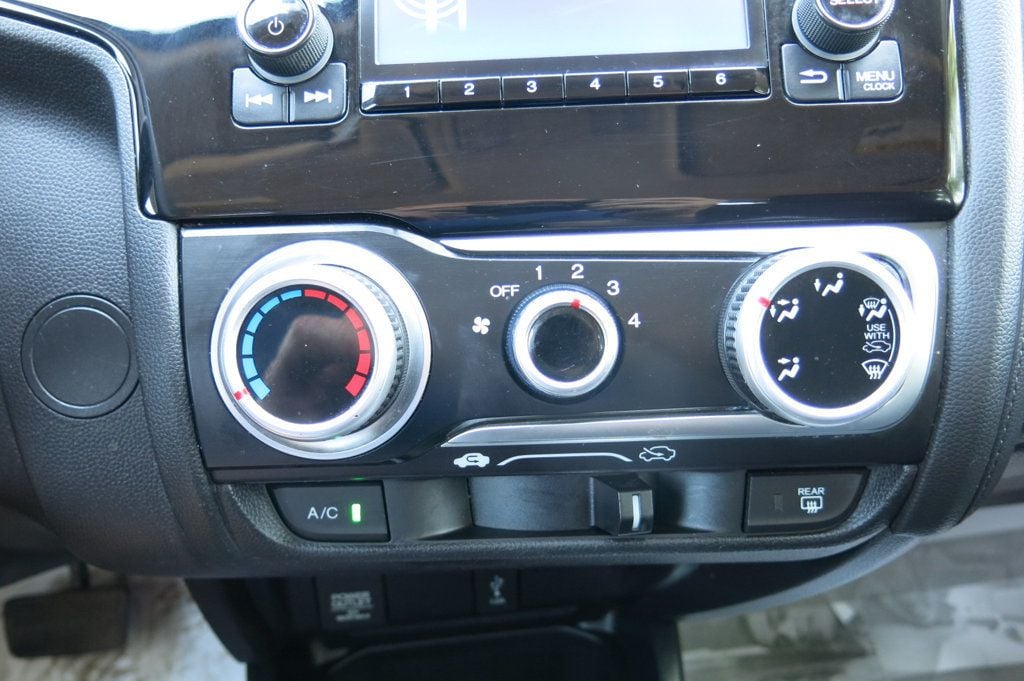 2019 Honda Fit LX photo 25