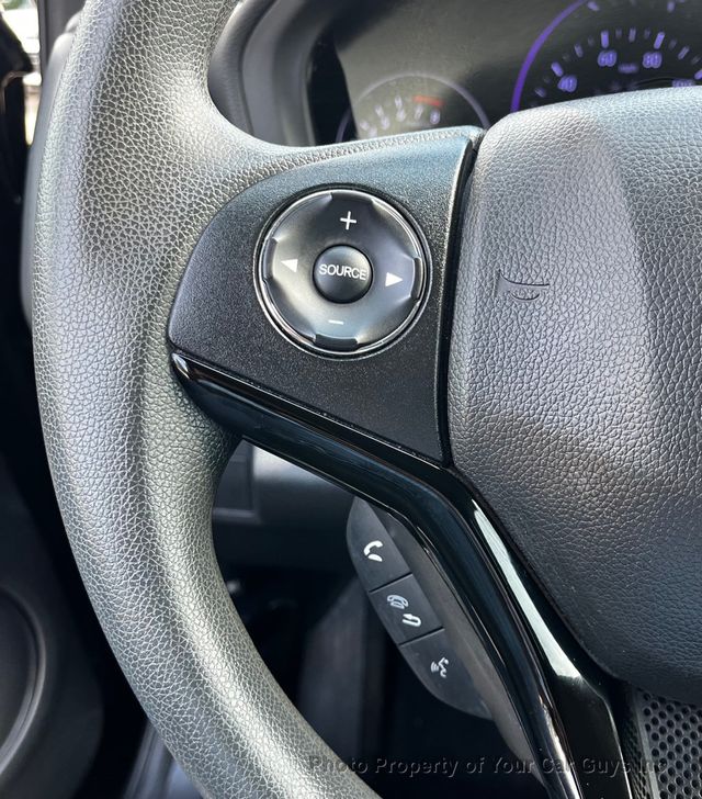 2019 Honda HR-V LX 2WD CVT - 23083023 - 22