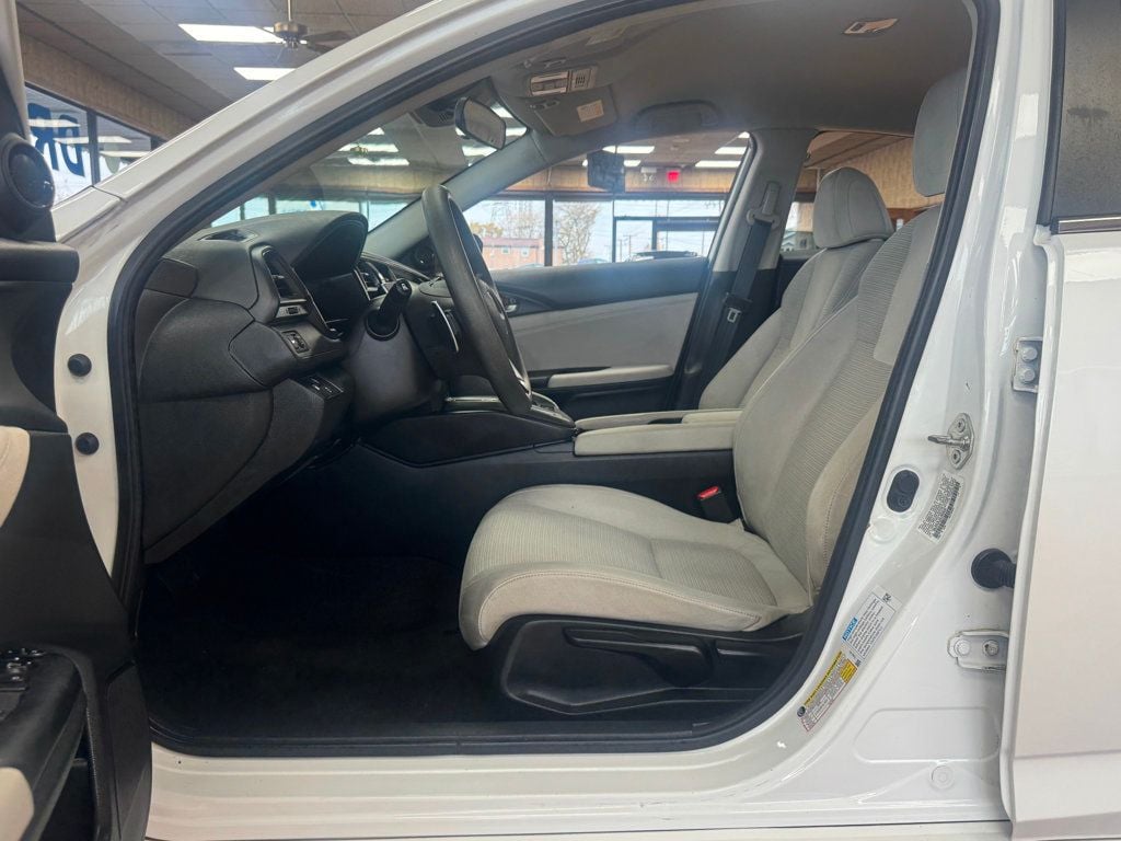 2019 Honda Insight EX CVT - 22947935 - 16