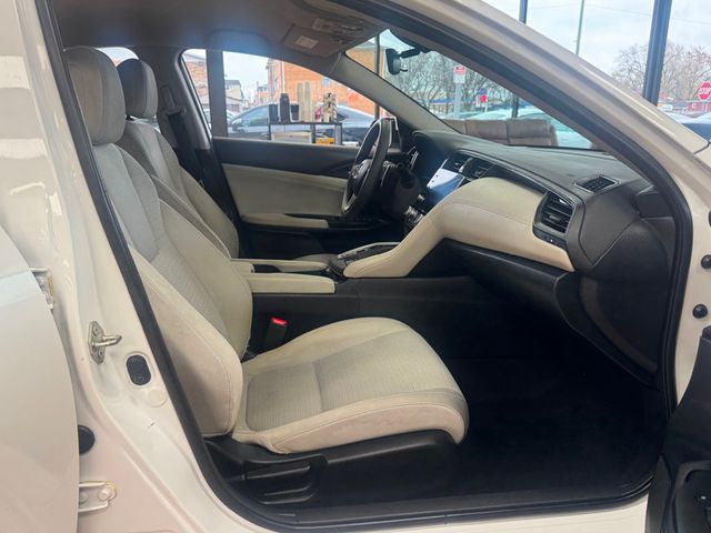 2019 Honda Insight EX CVT - 22947935 - 19