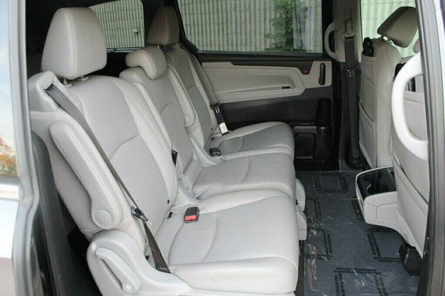 2019 Honda Odyssey ELITE W/ RES.DVD, NAVIGATION, LEATHER, MOONROOF - 23088228 - 11