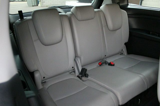 2019 Honda Odyssey ELITE W/ RES.DVD, NAVIGATION, LEATHER, MOONROOF - 23088228 - 13