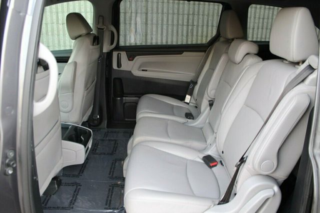 2019 Honda Odyssey ELITE W/ RES.DVD, NAVIGATION, LEATHER, MOONROOF - 23088228 - 26