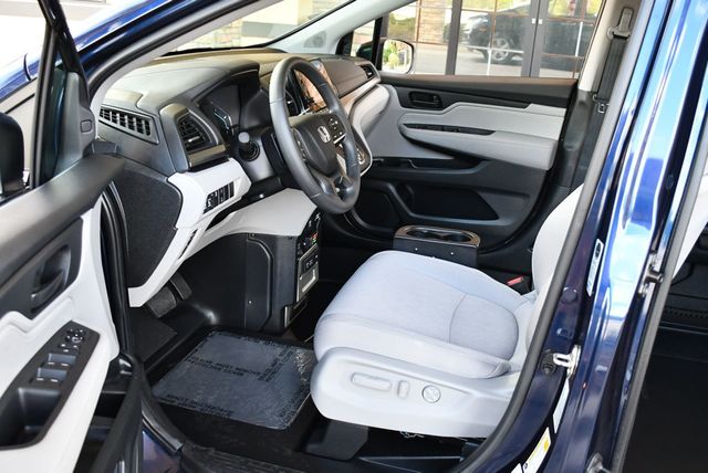 2019 Honda Odyssey EX Braun XI-R Mobility Conversion Van - 23010069 - 46