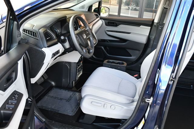2019 Honda Odyssey EX Braun XI-R Mobility Conversion Van - 23010069 - 47