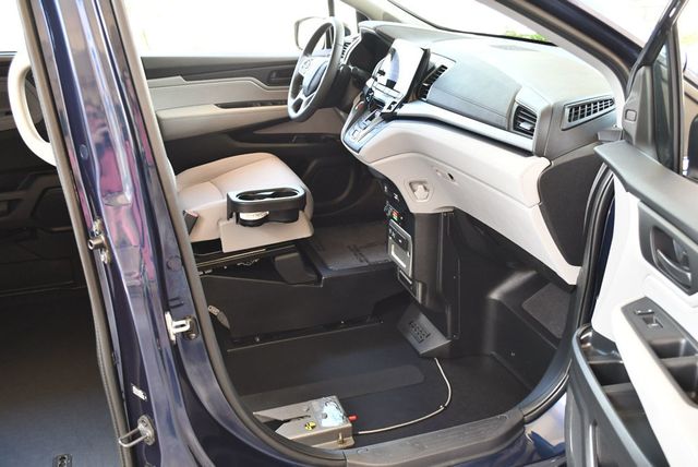 2019 Honda Odyssey EX Braun XI-R Mobility Conversion Van - 23010069 - 54
