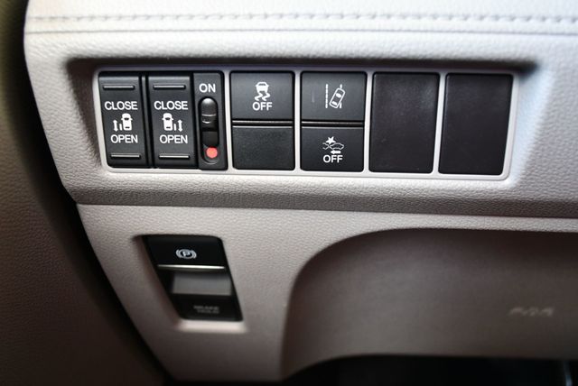 2019 Honda Odyssey EX Braun XI-R Mobility Conversion Van - 23010069 - 66