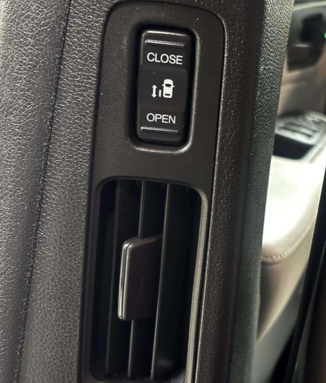 2019 Honda Odyssey EX-L w/Navi/RES Automatic - 23047867 - 18