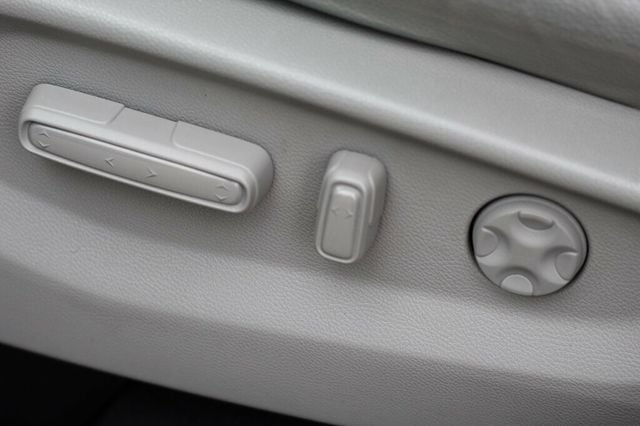 2019 Honda Odyssey ONE OWNER EXL W/ LEATHER, MOONROOF - 22938040 - 25