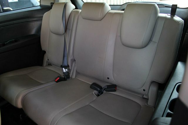2019 Honda Odyssey ONE OWNER EXL W/ LEATHER, MOONROOF - 23042565 - 29