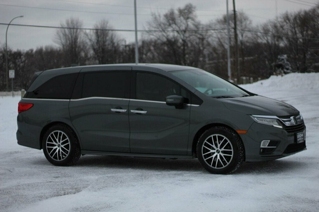 2019 Honda Odyssey ON SALE ..ELITE DVD, RES NAVIGATION, LEATHER,MOONROOF NEW TIRES - 22945017 | Video 1