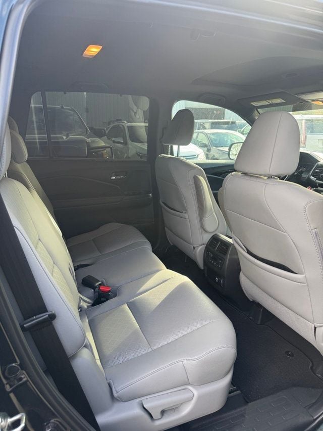 2019 Honda Passport Elite AWD - 22937269 - 6