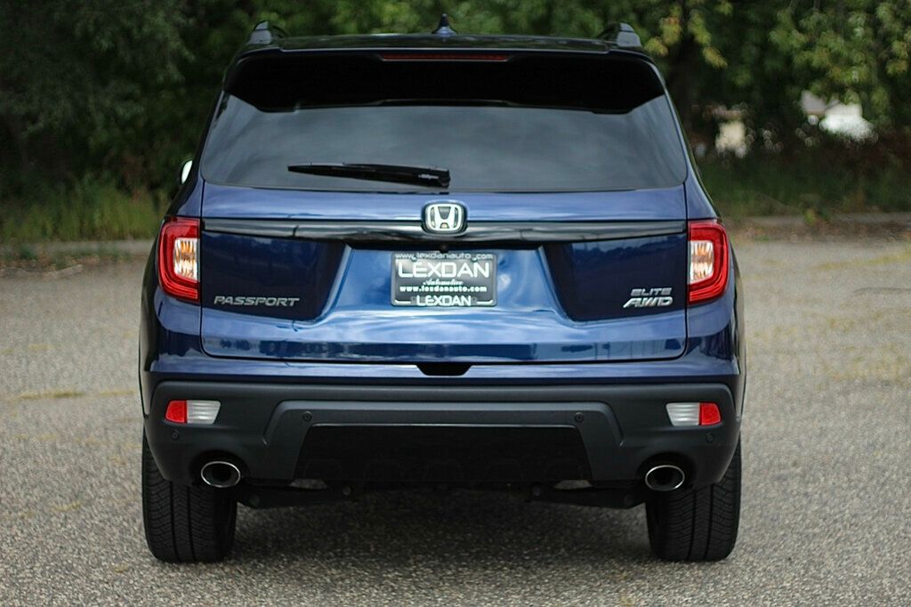 2019 Honda Passport Elite photo 4