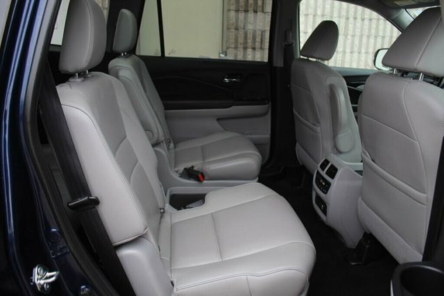 2019 Honda Pilot AWD ELITE W/ res-REAR DVD, NAVIGATION, MOONROOF, LEATHER - 22996437 - 11