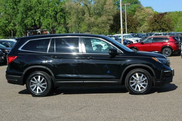 2019 Honda Pilot AWD EXL W/ MOONROOF, LEATHER, NEW TIRES AND BRAKE SERVICE - 23023156 - 1