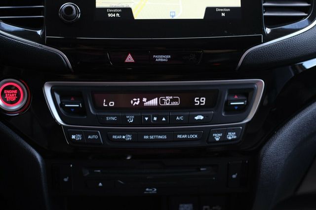 2019 Honda Pilot AWD TOURING NAVIGATION, MOONROOF, LEATHER - 23035216 - 17