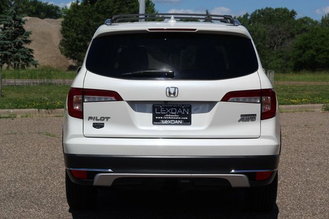 2019 Honda Pilot AWD TOURING NAVIGATION, MOONROOF, LEATHER - 23035216 - 4