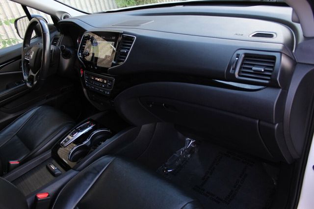 2019 Honda Pilot AWD TOURING NAVIGATION, MOONROOF, LEATHER - 23035216 - 8