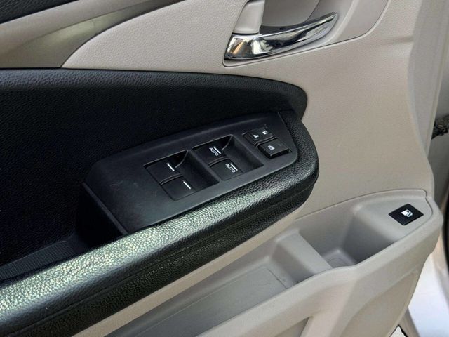 2019 Honda Pilot EX AWD - 23038742 - 16