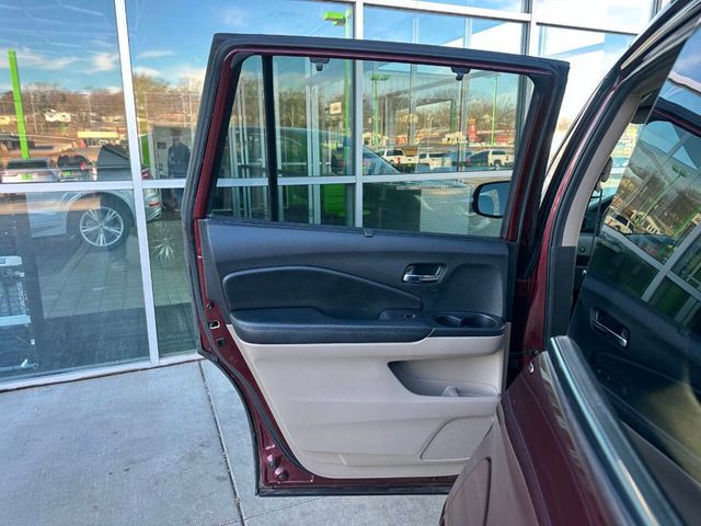 2019 Honda Pilot EX-L AWD - 22963933 - 42