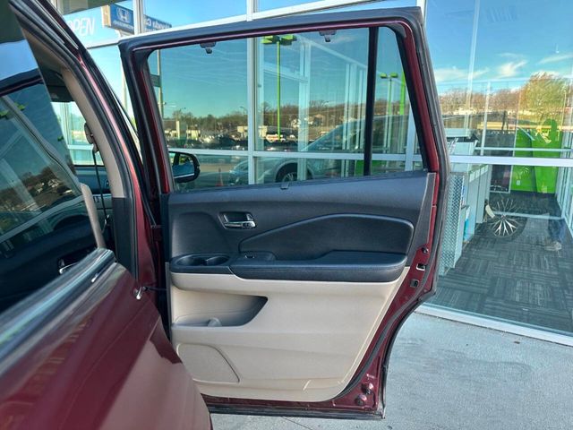 2019 Honda Pilot EX-L AWD - 22963933 - 43