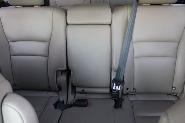 2019 Honda Pilot EX-L AWD - 22946210 - 17