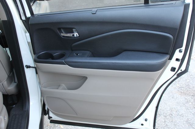 2019 Honda Pilot EX-L AWD - 22946210 - 24