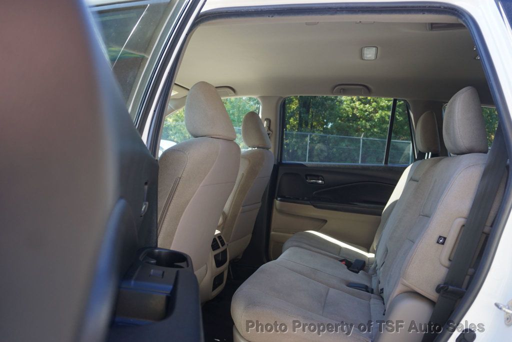 2019 Honda Pilot LX AWD - 23097643 - 11