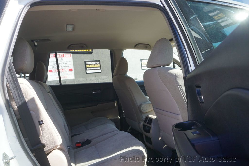 2019 Honda Pilot LX AWD - 23097643 - 12