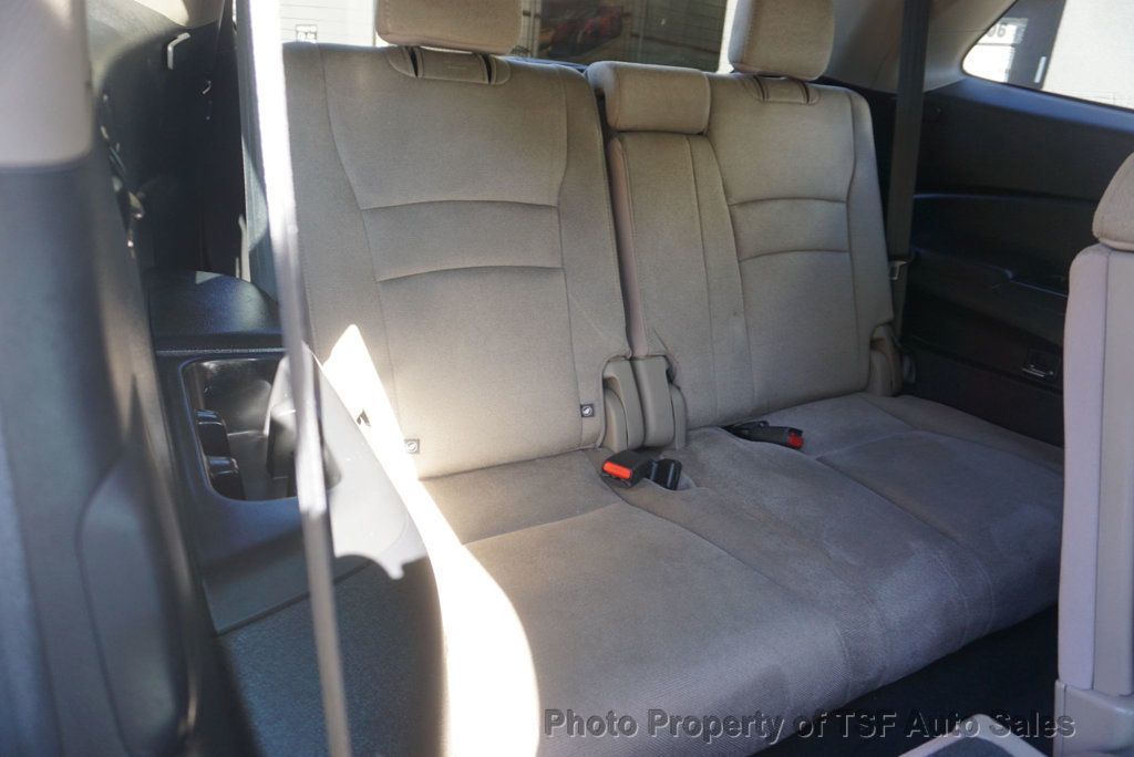 2019 Honda Pilot LX AWD - 23097643 - 14