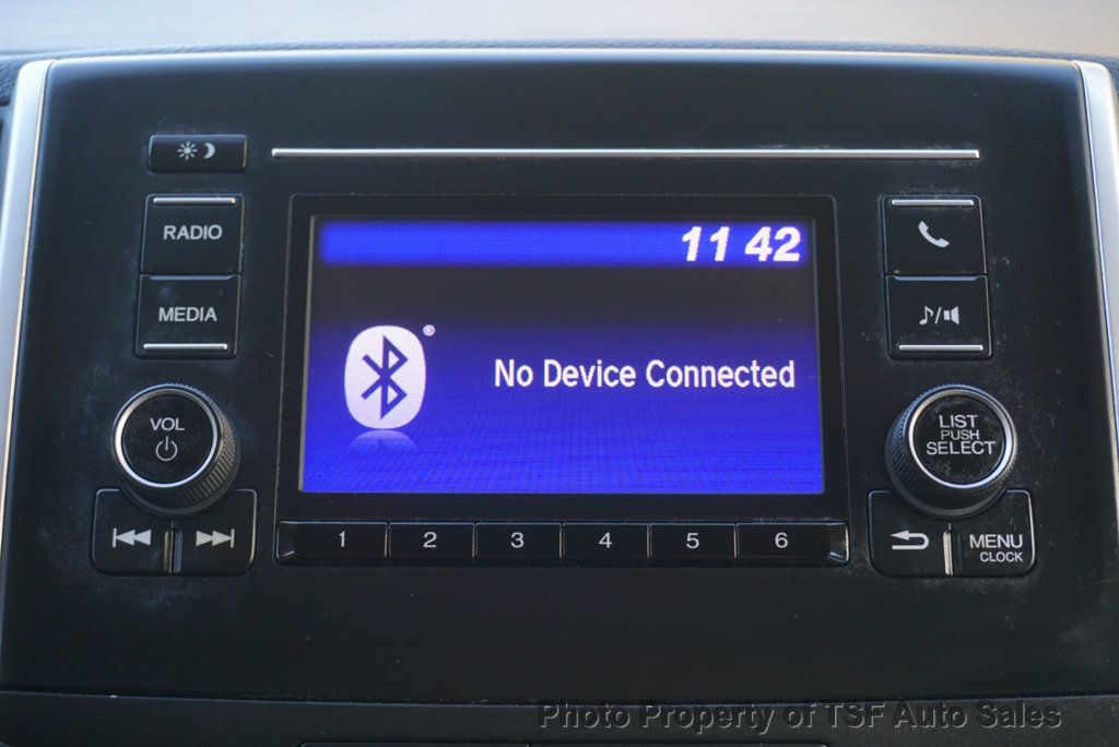 2019 Honda Pilot LX AWD - 23097643 - 19