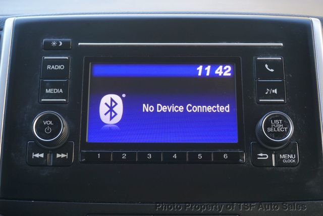 2019 Honda Pilot LX AWD - 23097643 - 19
