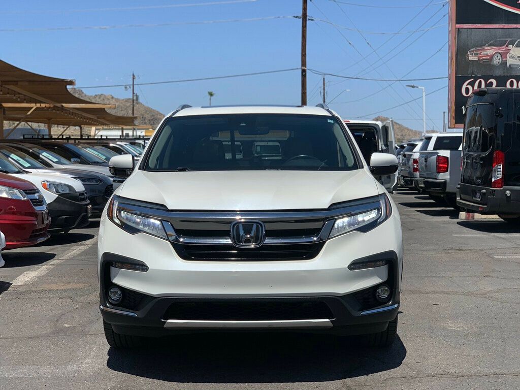 2019 Honda Pilot Touring 7-Passenger 2WD Low Miles - 23030162 - 10