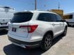 2019 Honda Pilot Touring 7-Passenger 2WD Low Miles - 23030162 - 17