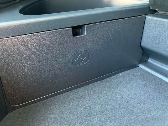 2019 Honda Pilot Touring 7-Passenger 2WD Low Miles - 23030162 - 53