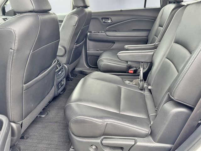 2019 Honda Pilot Touring 7-Passenger AWD - 22940169 - 20