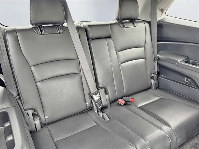 2019 Honda Pilot Touring 7-Passenger AWD - 22940169 - 24