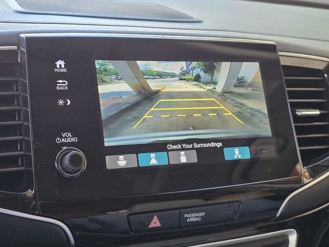 2019 Honda Pilot Touring 8-Passenger 2WD - 23030882 - 18