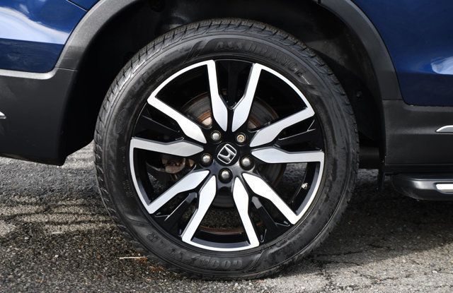 2019 Honda Pilot Touring 8-Passenger AWD - 22953853 - 9