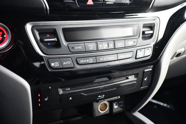 2019 Honda Pilot Touring 8-Passenger AWD - 22953853 - 23