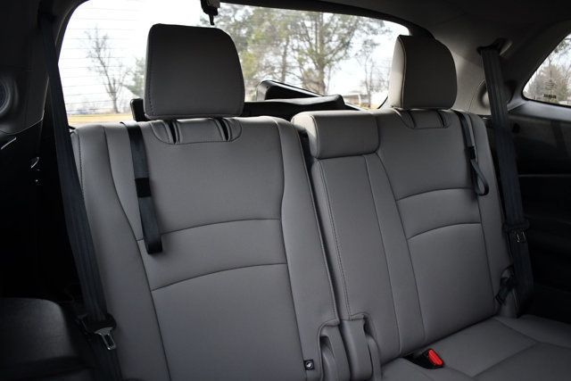 2019 Honda Pilot Touring 8-Passenger AWD - 22953853 - 29