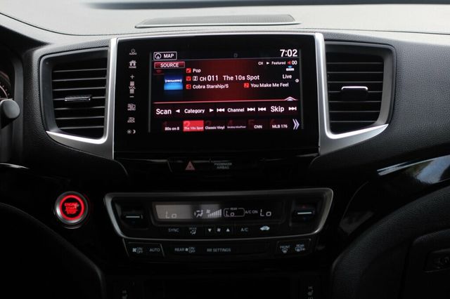 2019 Honda Ridgeline AWD BLACK EDITION W/ NAVIGATION, LEATHER, MOONROOF - 23049822 - 11