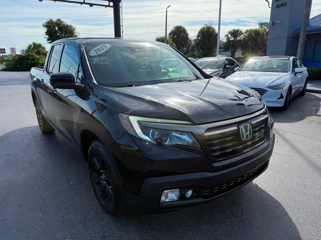 2019 Honda Ridgeline Black Edition photo 2