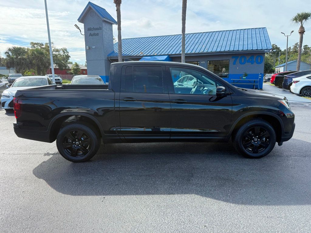 2019 Honda Ridgeline Black Edition photo 3