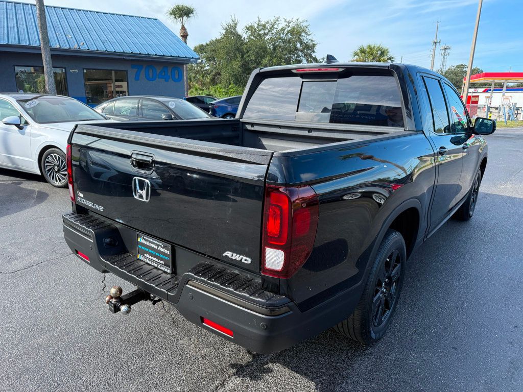 2019 Honda Ridgeline Black Edition photo 4