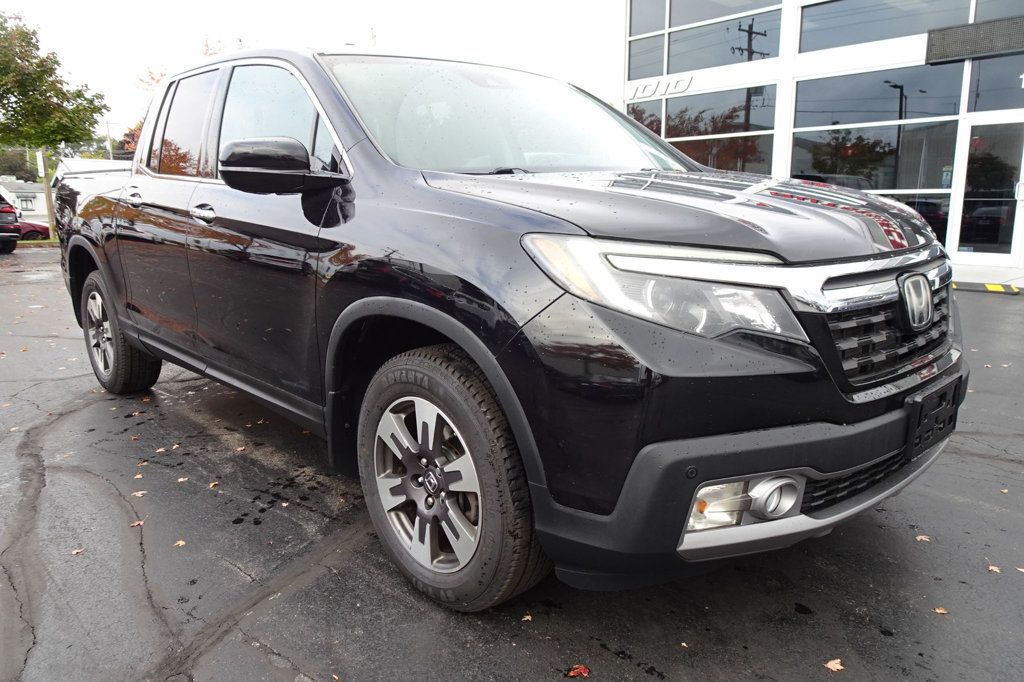 2019 Honda Ridgeline RTL-E photo 2