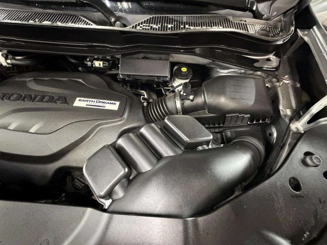 2019 Honda Ridgeline RTL-T AWD - 22977657 - 32