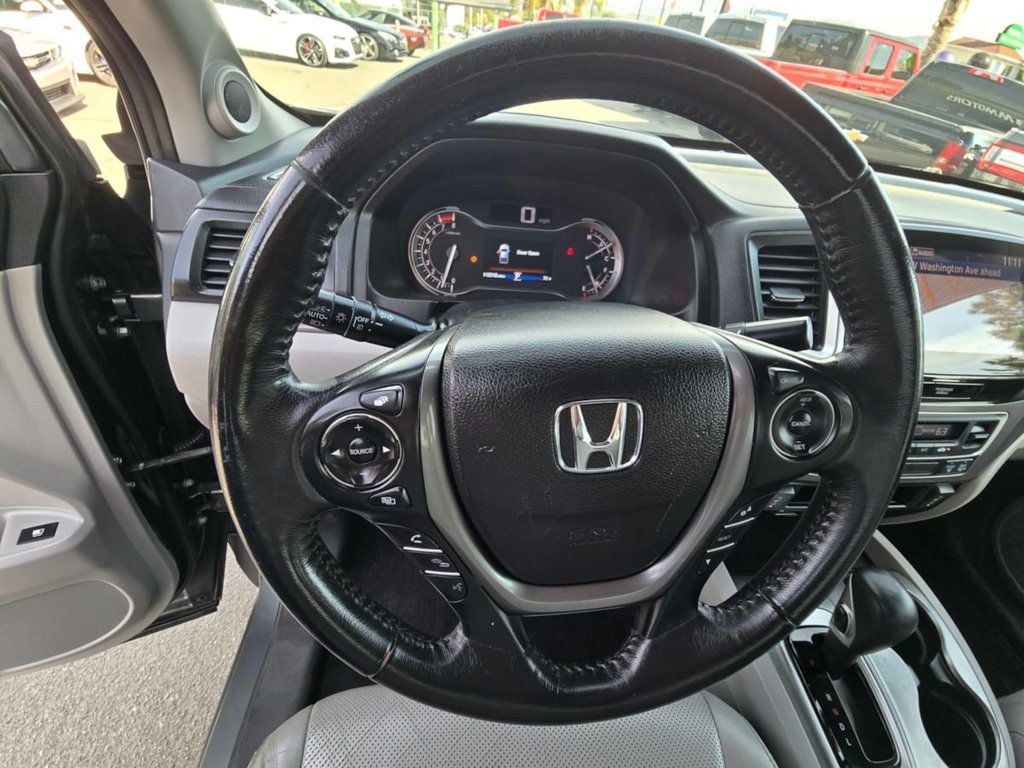 2019 Honda Ridgeline RTL-T AWD - 22677230 - 15